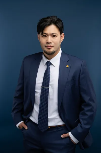 Dr. Tyler Youn, DDS